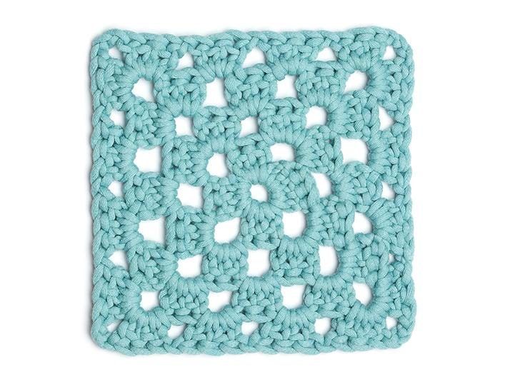 Learn to Crochet a Basic Granny Square free crochet pattern by Sarah-Jayne Fragola