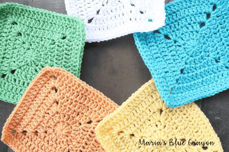 Solid Granny Square Crochet Pattern free crochet pattern by Maria Weaber