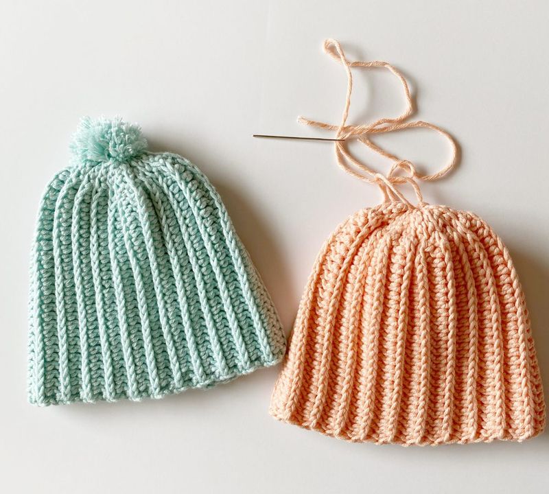 Beginner Crochet Newborn Baby Hat free crochet pattern by Tiffany