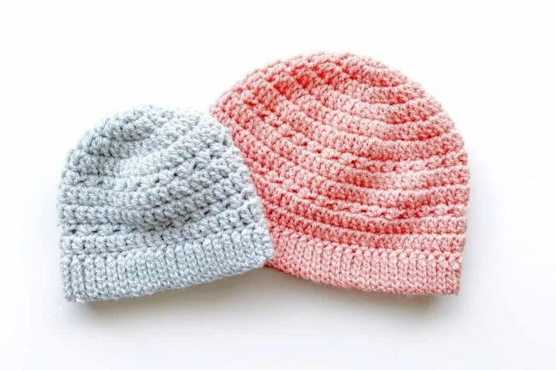 Bo Newborn Baby Hat free crochet pattern by Burgundy and Blush