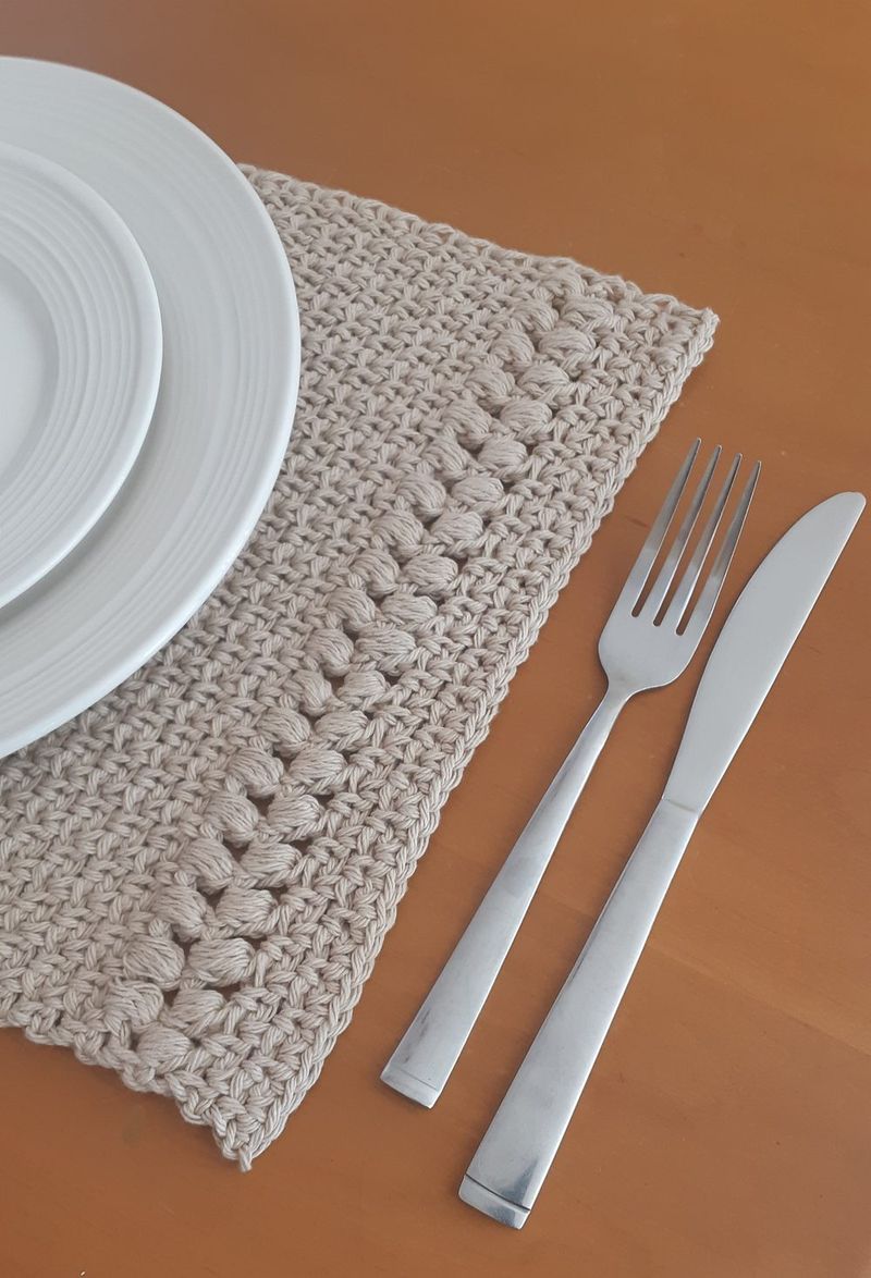 Springridge Crochet Place Mat free crochet pattern by Terri Ann Ward