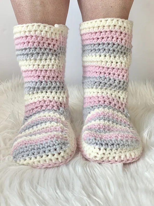 Free Crochet Slipper Boots for Adults free crochet pattern by Fiona