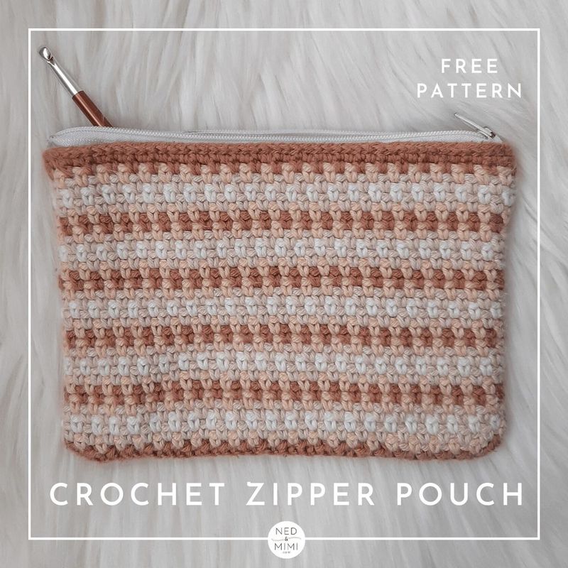 Moss Stitch Zipper Pouch free crochet pattern by Sarah Ruane